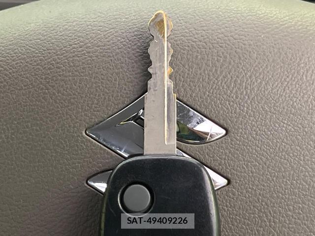 Suzuki ALTO 2014-09 8649819-5