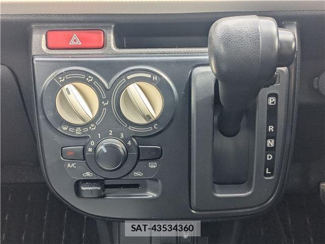 Suzuki ALTO 2018-03 8647231-16
