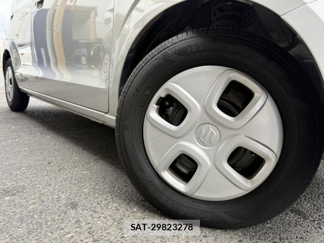 Suzuki ALTO 2015-04 8647895-5