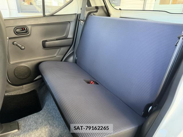 Suzuki ALTO 2021-01 8647897-3