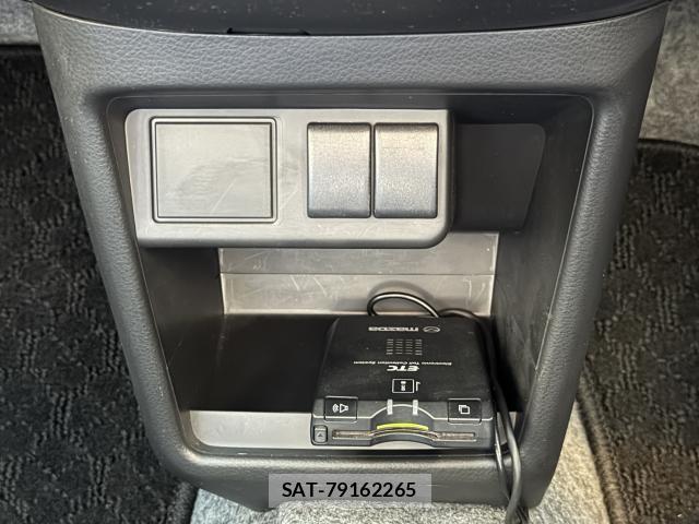Suzuki ALTO 2021-01 8647897-7