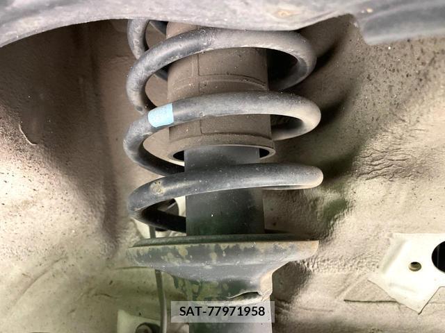 Suzuki ALTO 2013-12 8649815-19