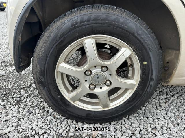 Suzuki ALTO 2017-02 8653161-13
