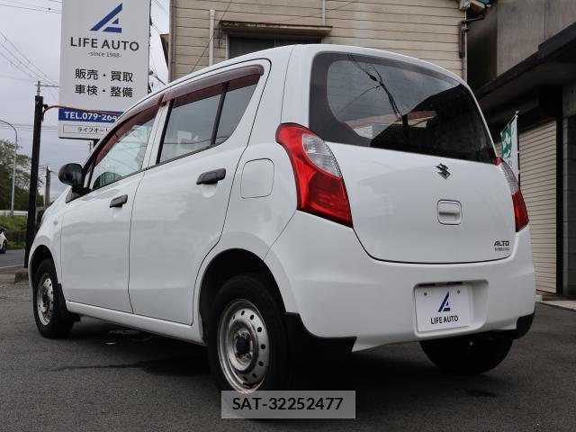 Suzuki ALTO 2014-06 8653875-2