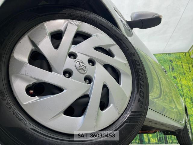 Toyota AQUA 2017-12 8646683-12