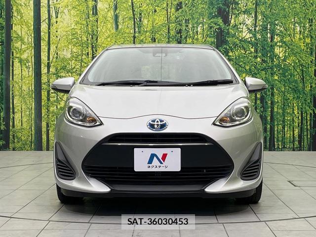 Toyota AQUA 2017-12 8646683-13