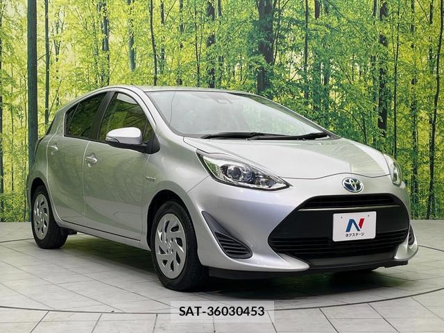 Toyota AQUA 2017-12 8646683-15