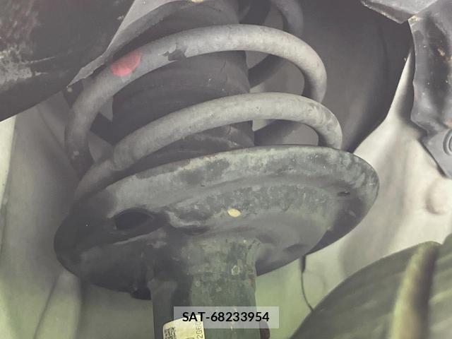 Toyota AQUA 2013-03 8646691-19