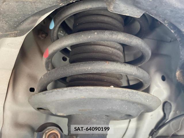 Toyota AQUA 2013-08 8646708-19