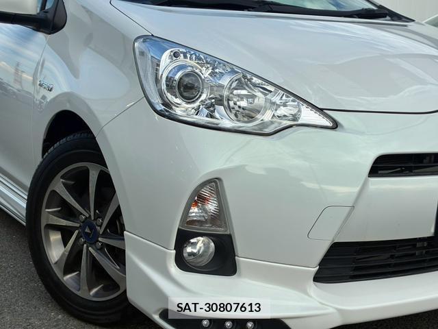 Toyota AQUA 2014-12 8646954-11