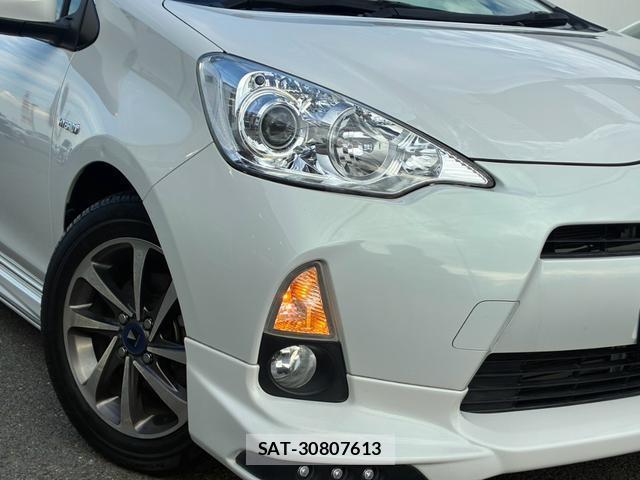 Toyota AQUA 2014-12 8646954-12