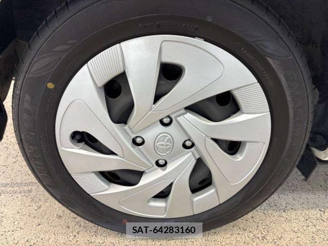 Toyota AQUA 2021-08 8647009-4