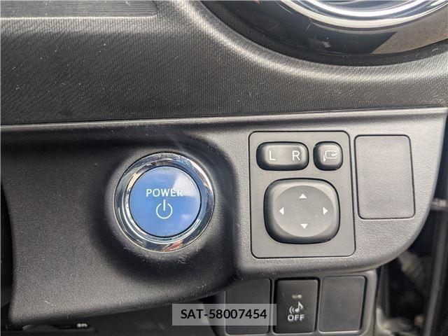 Toyota AQUA 2015-06 8647232-13