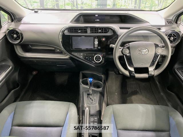 Toyota AQUA 2018-09 8647504-1