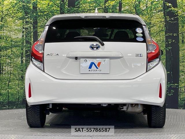 Toyota AQUA 2018-09 8647504-14