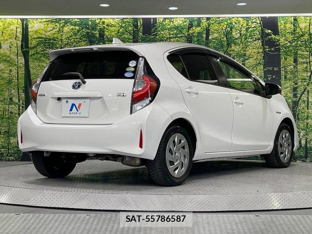 Toyota AQUA 2018-09 8647504-16