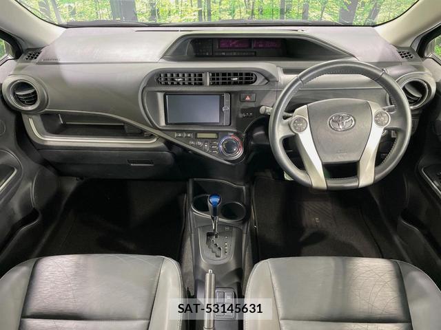 Toyota AQUA 2014-03 8647506-1