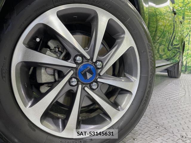 Toyota AQUA 2014-03 8647506-12