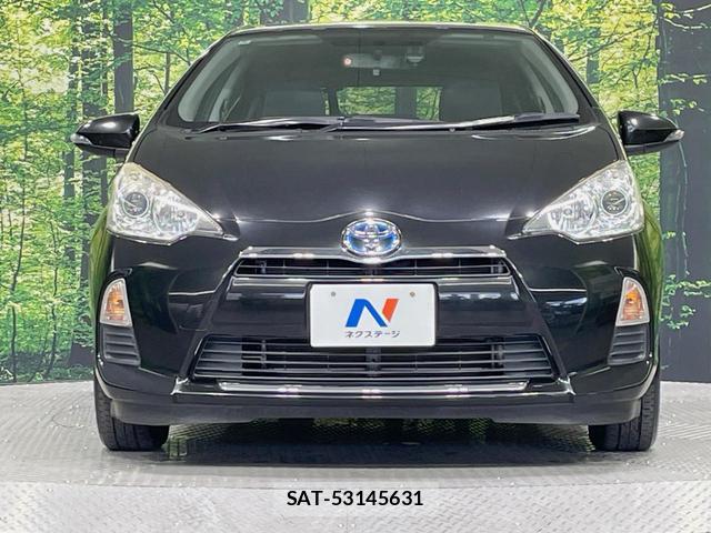 Toyota AQUA 2014-03 8647506-13