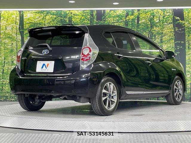 Toyota AQUA 2014-03 8647506-16