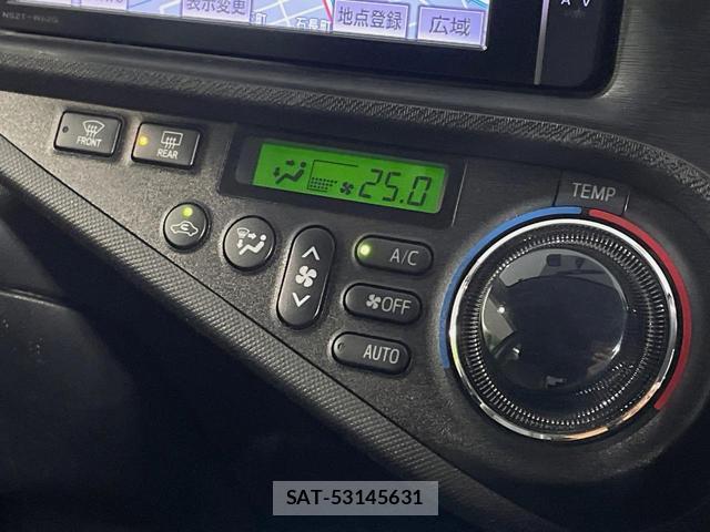 Toyota AQUA 2014-03 8647506-6
