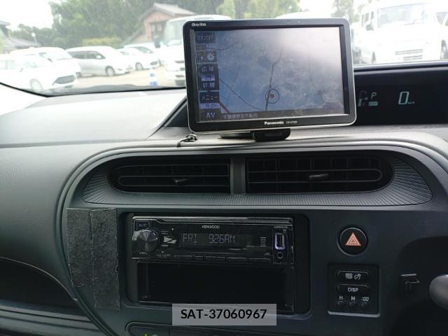 Toyota AQUA 2018-09 8647566-10