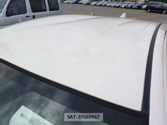 Toyota AQUA 2018-09 8647566-6