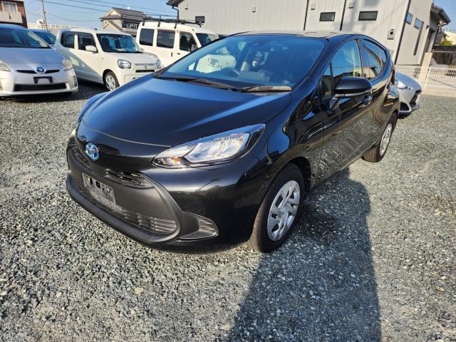 Toyota AQUA 2022-03 8647633-12