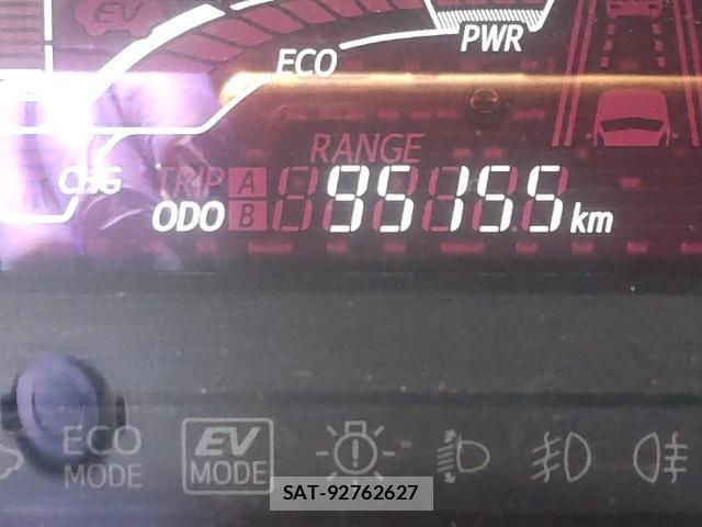 Toyota AQUA 2018-05 8647663-9