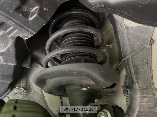 Toyota AQUA 2022-03 8647673-18