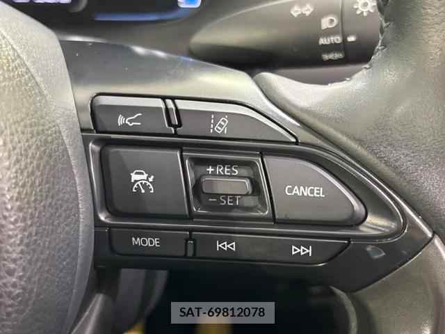 Toyota AQUA 2022-09 8647682-5