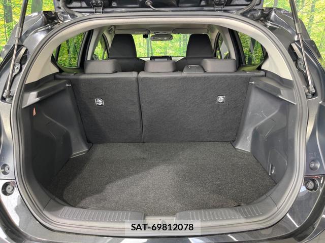 Toyota AQUA 2022-09 8647682-9