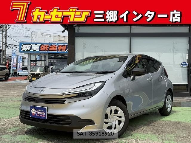 Toyota AQUA 2025-12 8647734-0