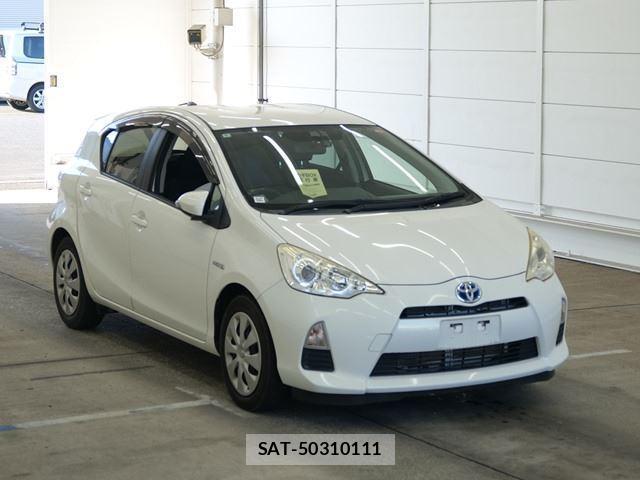 Toyota AQUA 2014-09 8648020-0