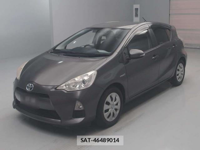 Toyota AQUA 2012-09 8648097-0