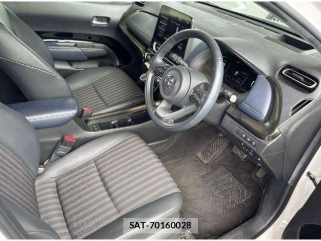 Toyota AQUA 2021-10 8648242-6