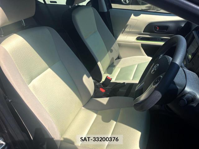 Toyota AQUA 2013-09 8648244-10