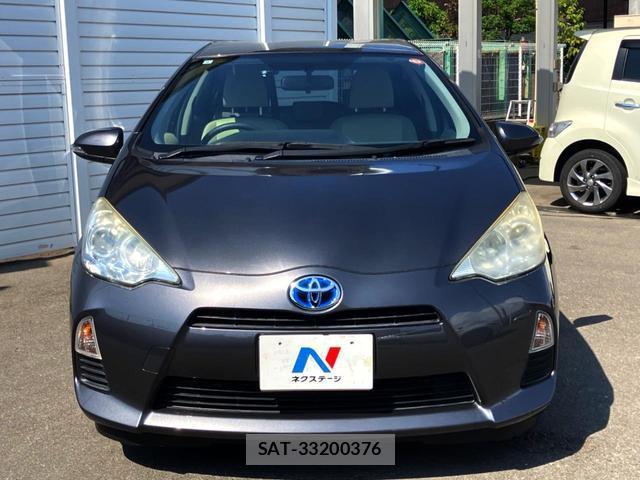 Toyota AQUA 2013-09 8648244-14