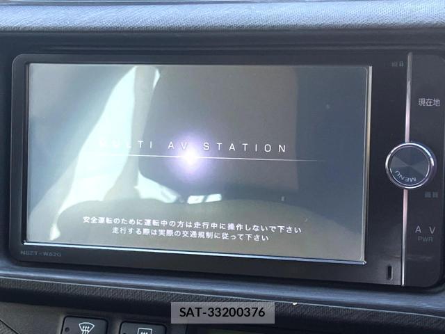 Toyota AQUA 2013-09 8648244-2