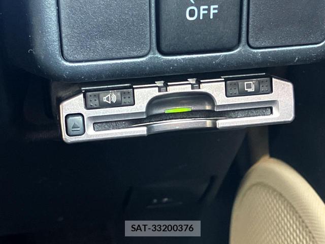 Toyota AQUA 2013-09 8648244-5