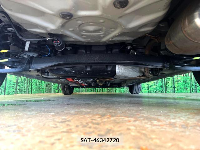 Toyota AQUA 2025-02 8648300-17