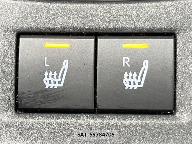 Toyota AQUA 2024-06 8648348-6