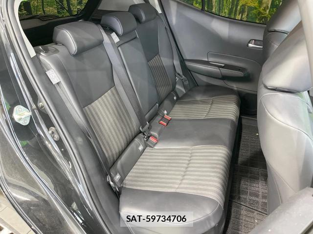 Toyota AQUA 2024-06 8648348-8