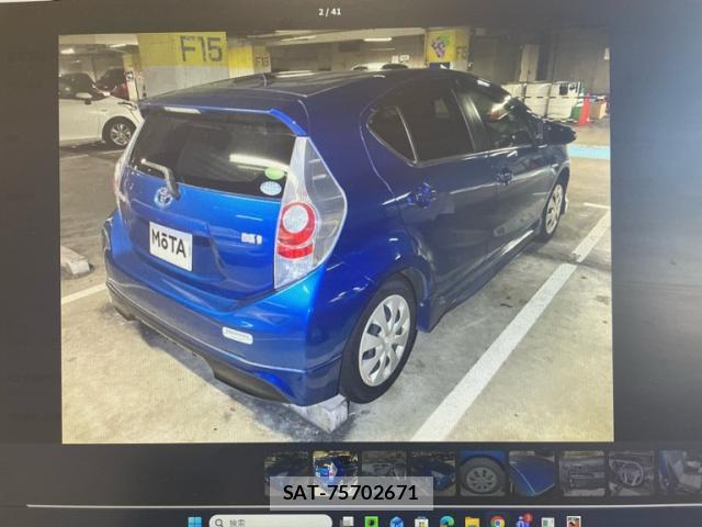 Toyota AQUA 2014-09 8648526-13