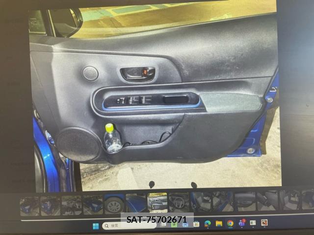 Toyota AQUA 2014-09 8648526-5