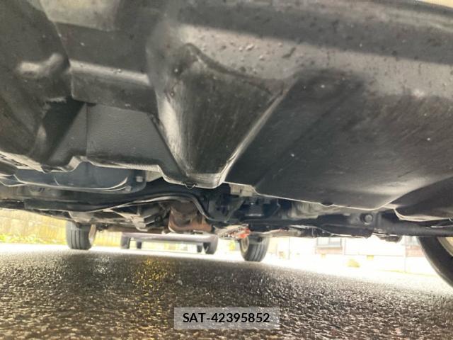 Toyota AQUA 2012-11 8648543-7