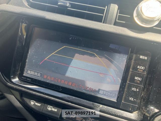 Toyota AQUA 2015-03 8648617-18