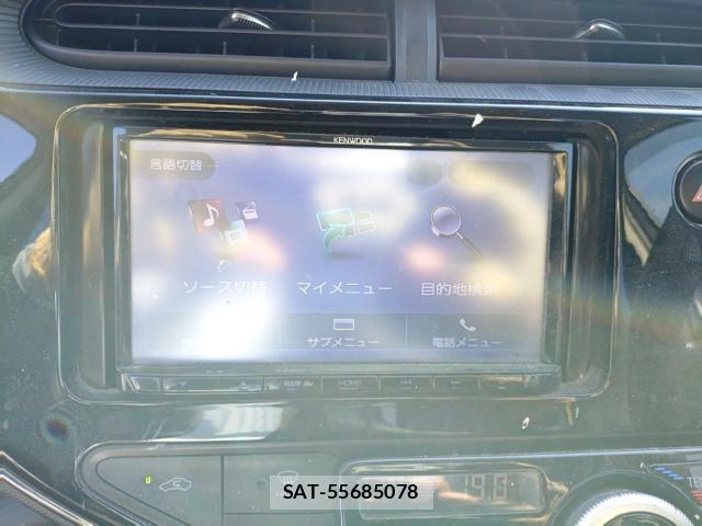 Toyota AQUA 2017-08 8648636-10