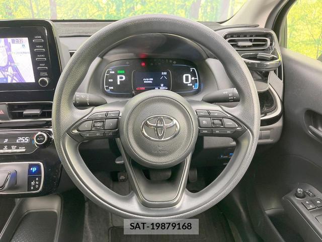 Toyota AQUA 2021-07 8648786-10