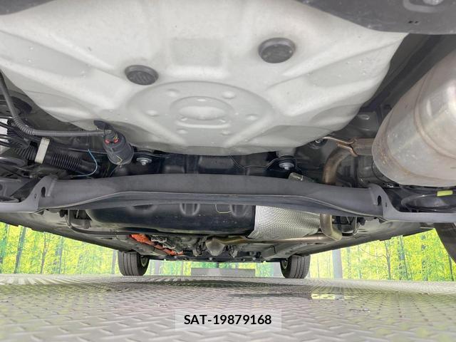 Toyota AQUA 2021-07 8648786-18